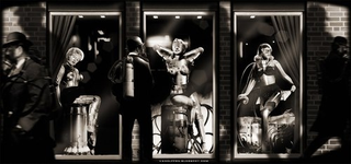 Illustration for article titled Alien Windmills and Cyborg Prostitutes Invade Amsterdam